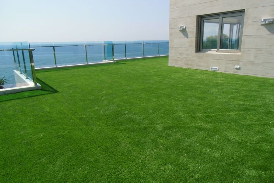 Césped artificial en Chalet particular
