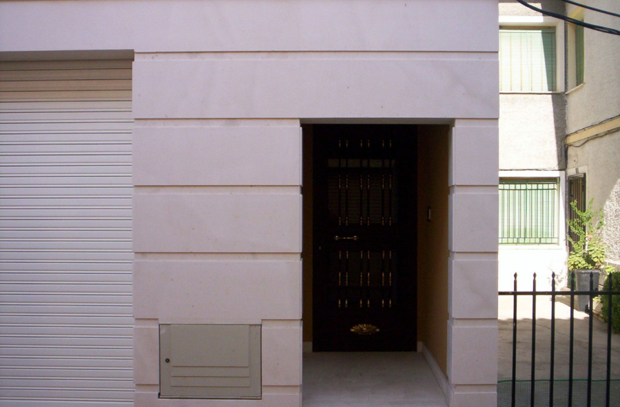 chapado de local y portal