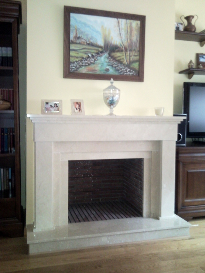 CHIMENEA EN MÁRMOL