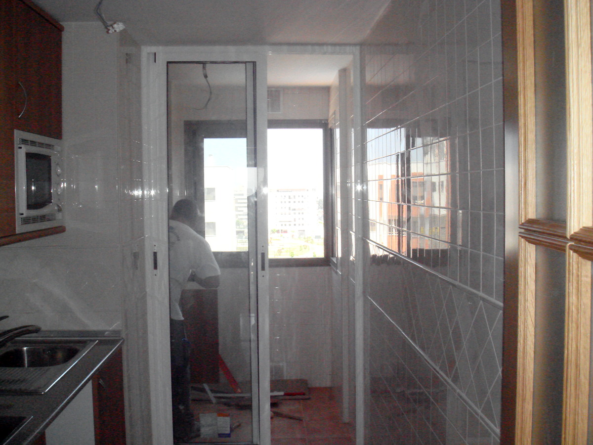 CIERRE DE ALUMINIO INTERIOR