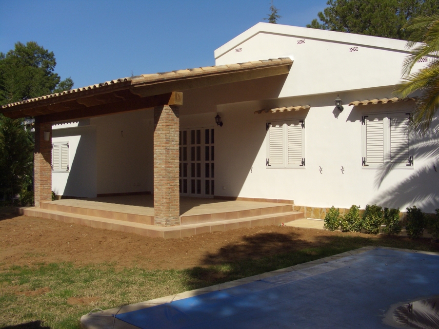 PORCHE CARAVISTA Y MADERA