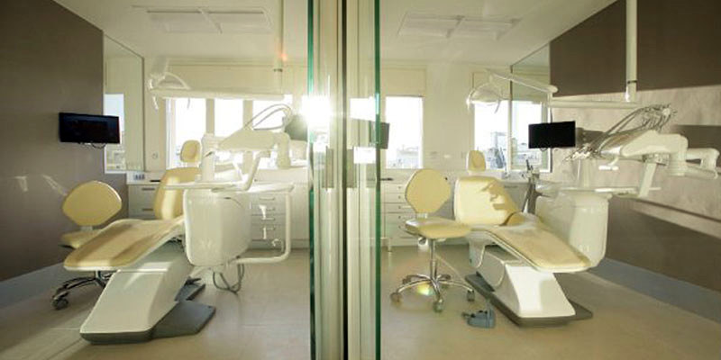 Clínica Odontológica Ahoa. BARCELONA