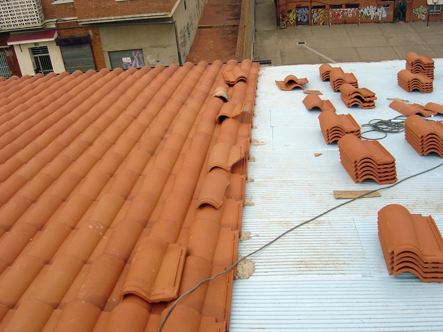 Cobertura de teja mixta sobre aislante térmico