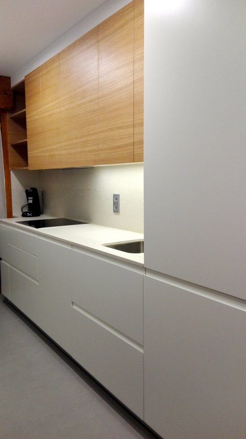 cocina proyectada y reformada por contemporánea interiorismo