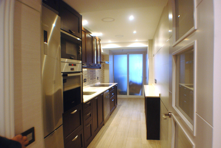 Cocina en vivienda Arturo Soria. (2017)