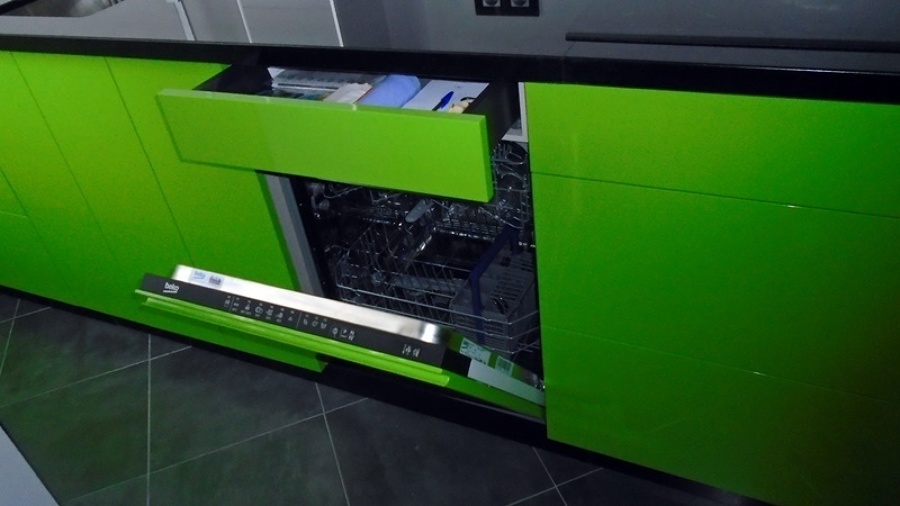 Cocina lacada en color