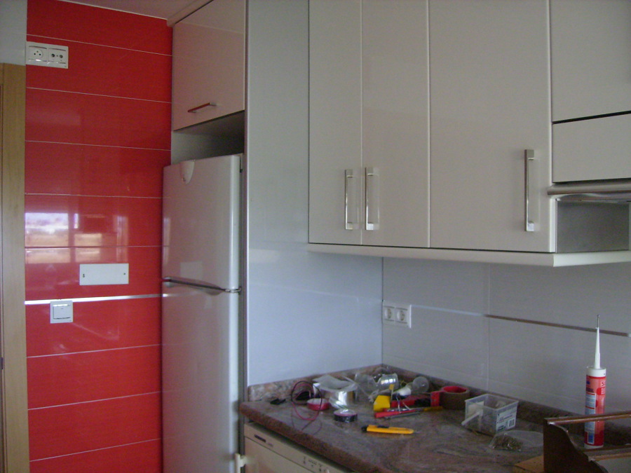 cocina con muebles de cocina