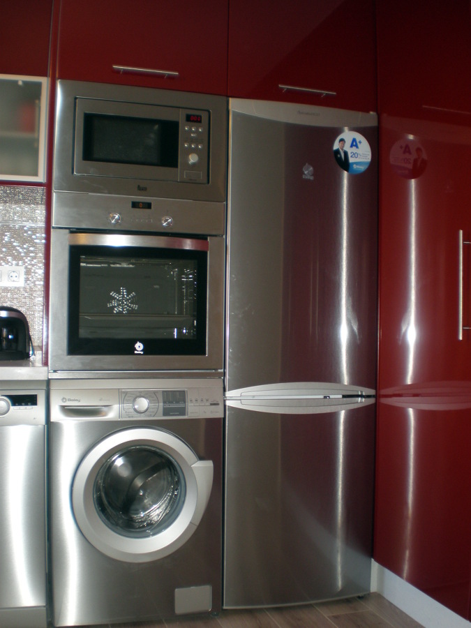 COCINA( ELECTRODOMESTICOS INTEGRADOS)