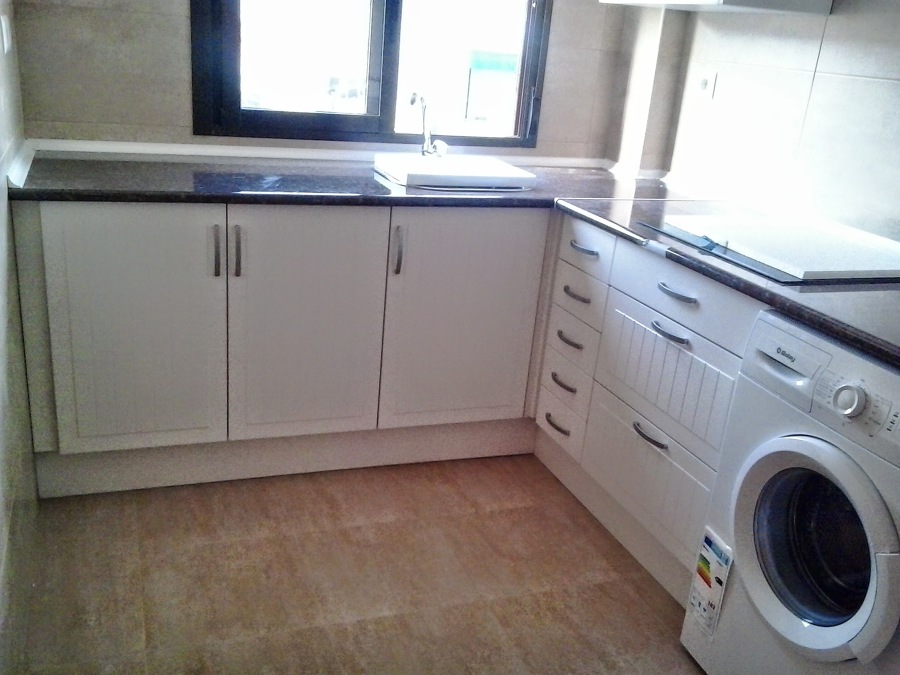 COCINA EN PEQUEÑO APARTAMENTO