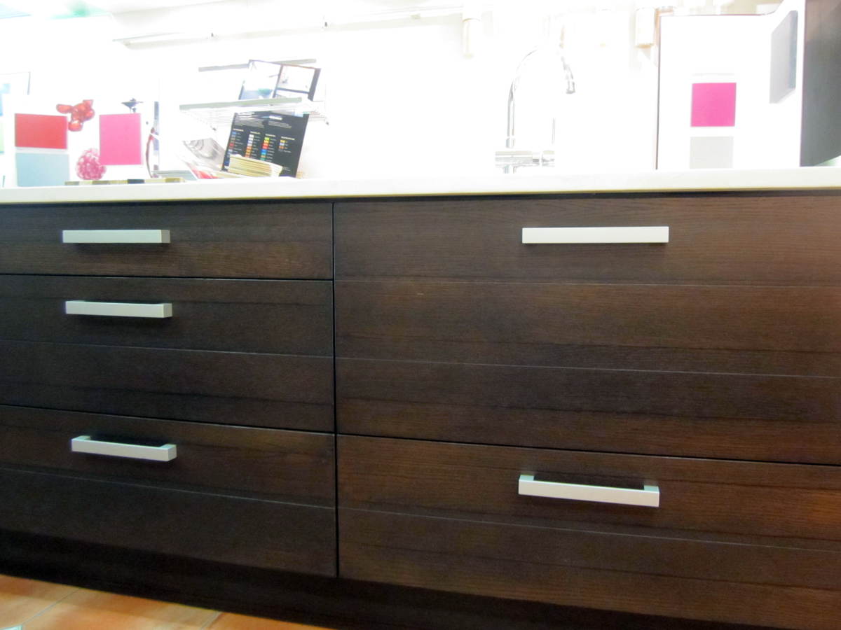 Cocina roble barnizado en Wengué