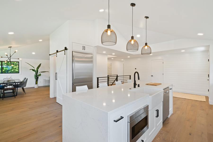 Cocina amplia color blanco