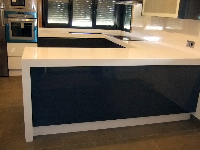 COCINA SILESTONE BLANCO ZEUS