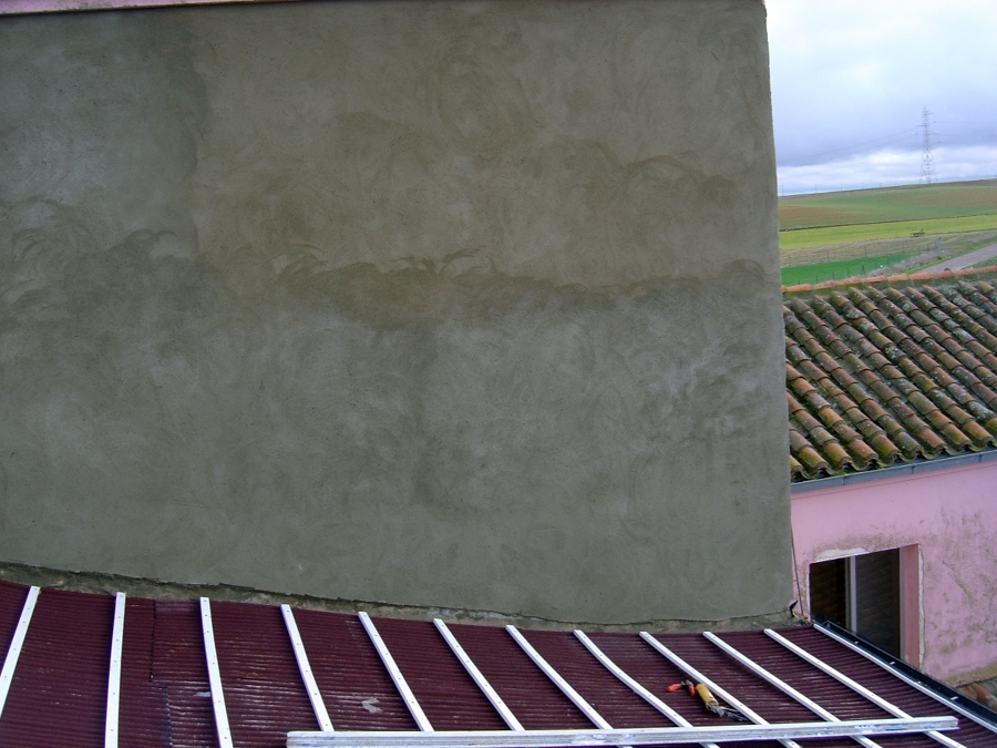 Colocación de Onduline BT-50 y  rastrel de p.v.c