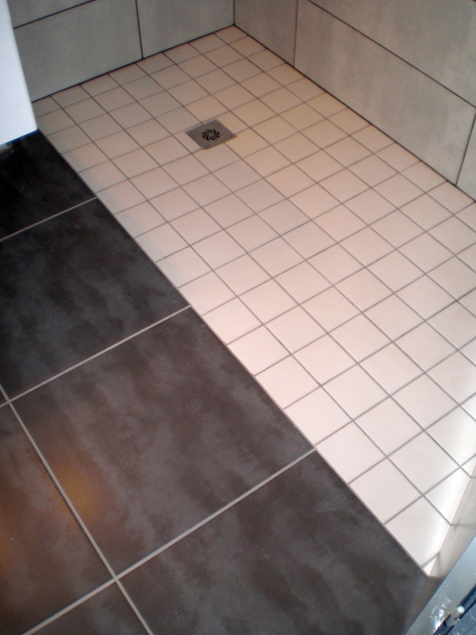 colocación de plato de ducha de obra