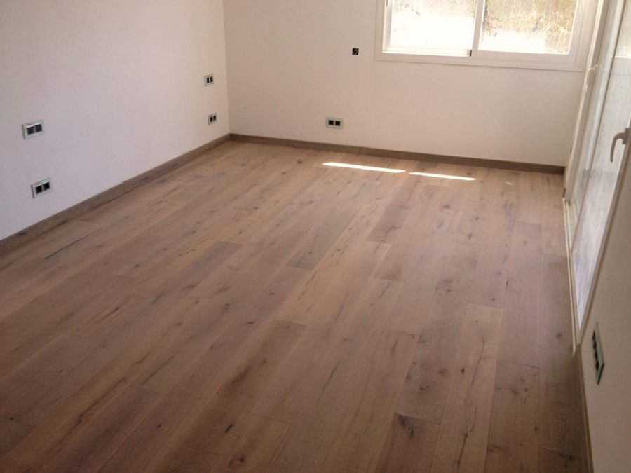 Colocación de tarima exterior y parquet en ibiza.