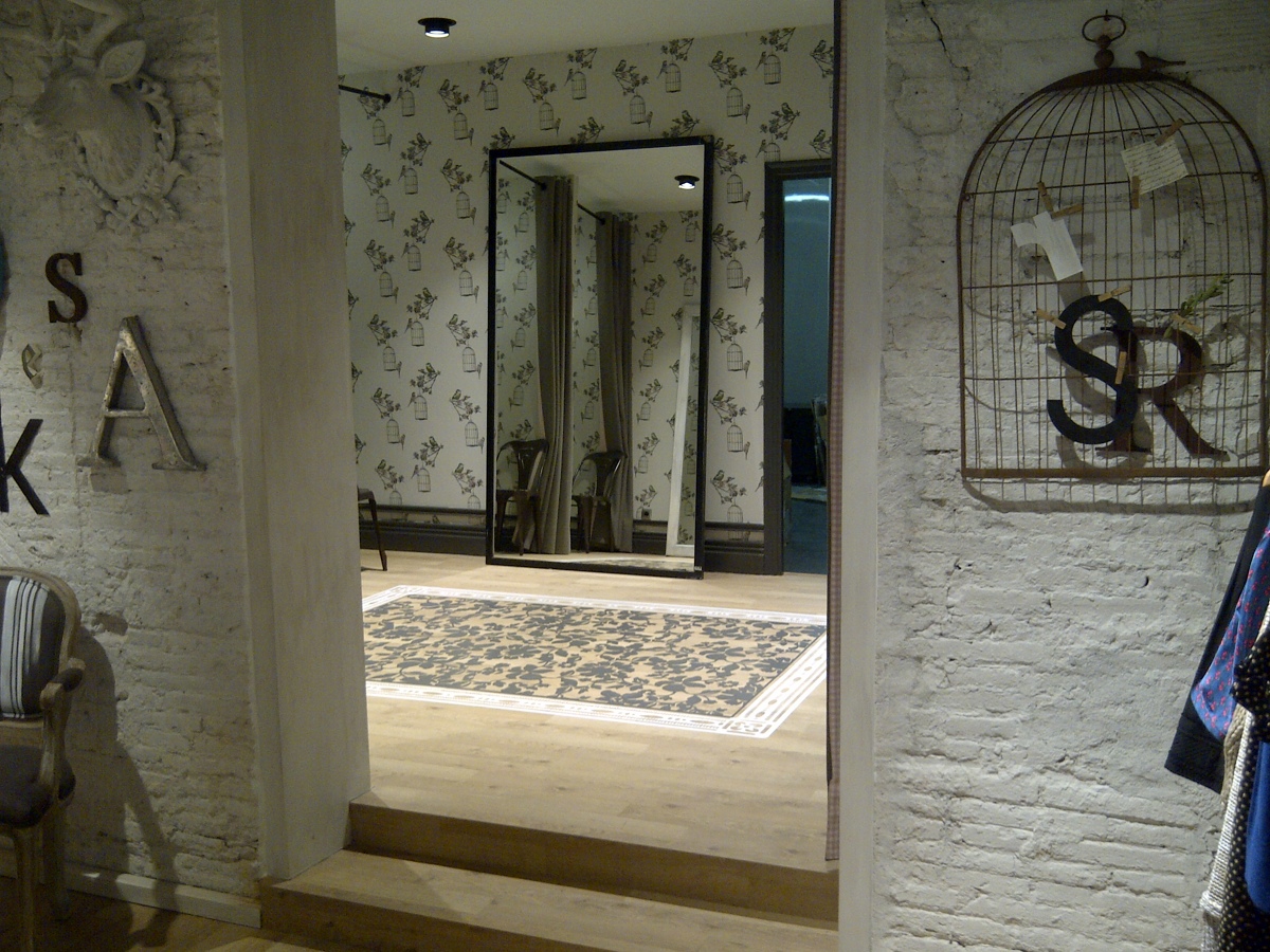 colocacion papel pintado y pintura de suelo idraulico