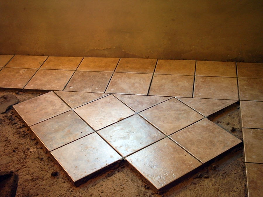 colocacón de piso , en proceso 