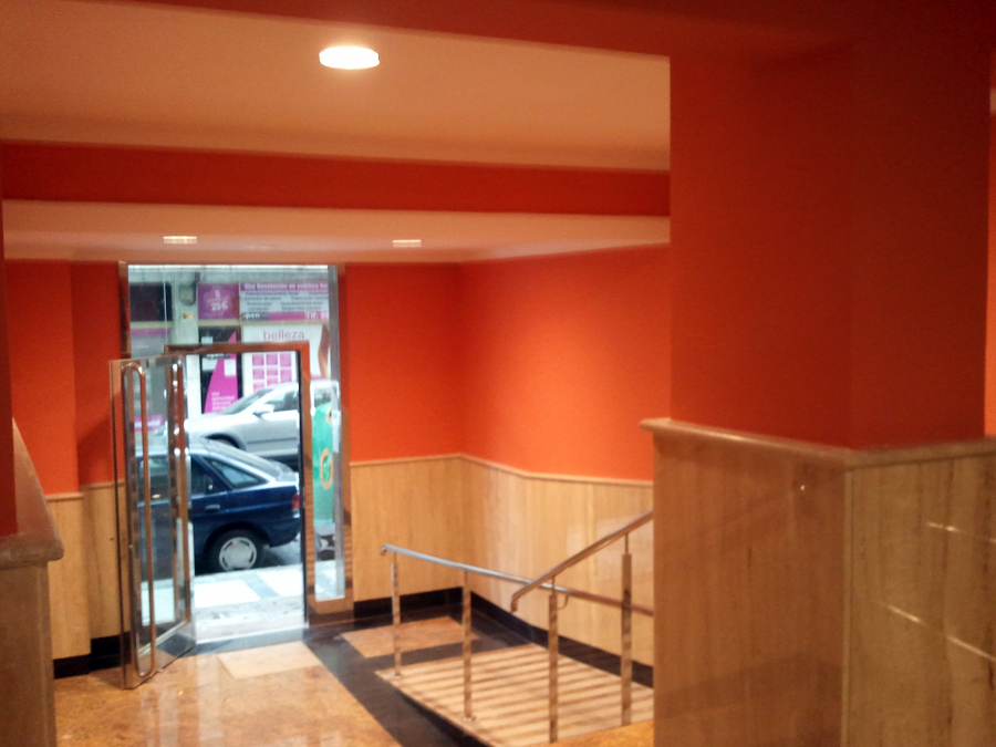 color en portal comunitario