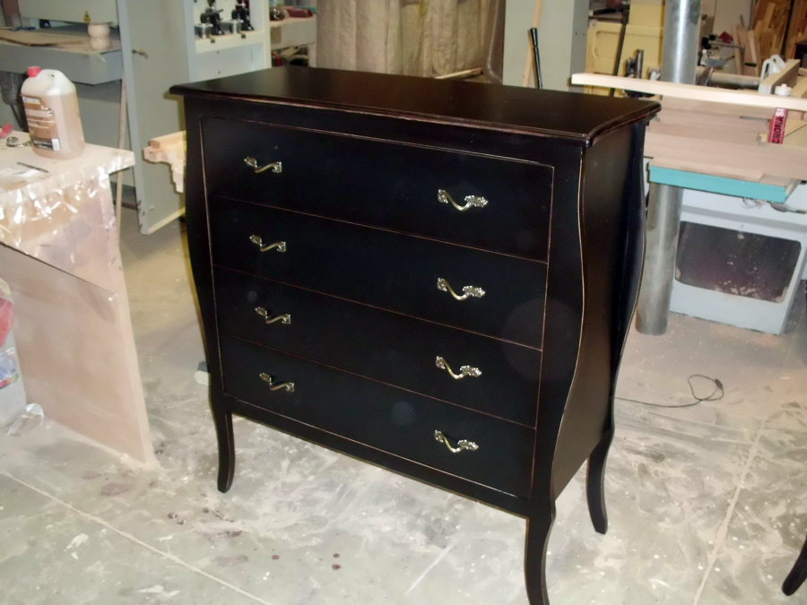 comoda 4 cajones negra