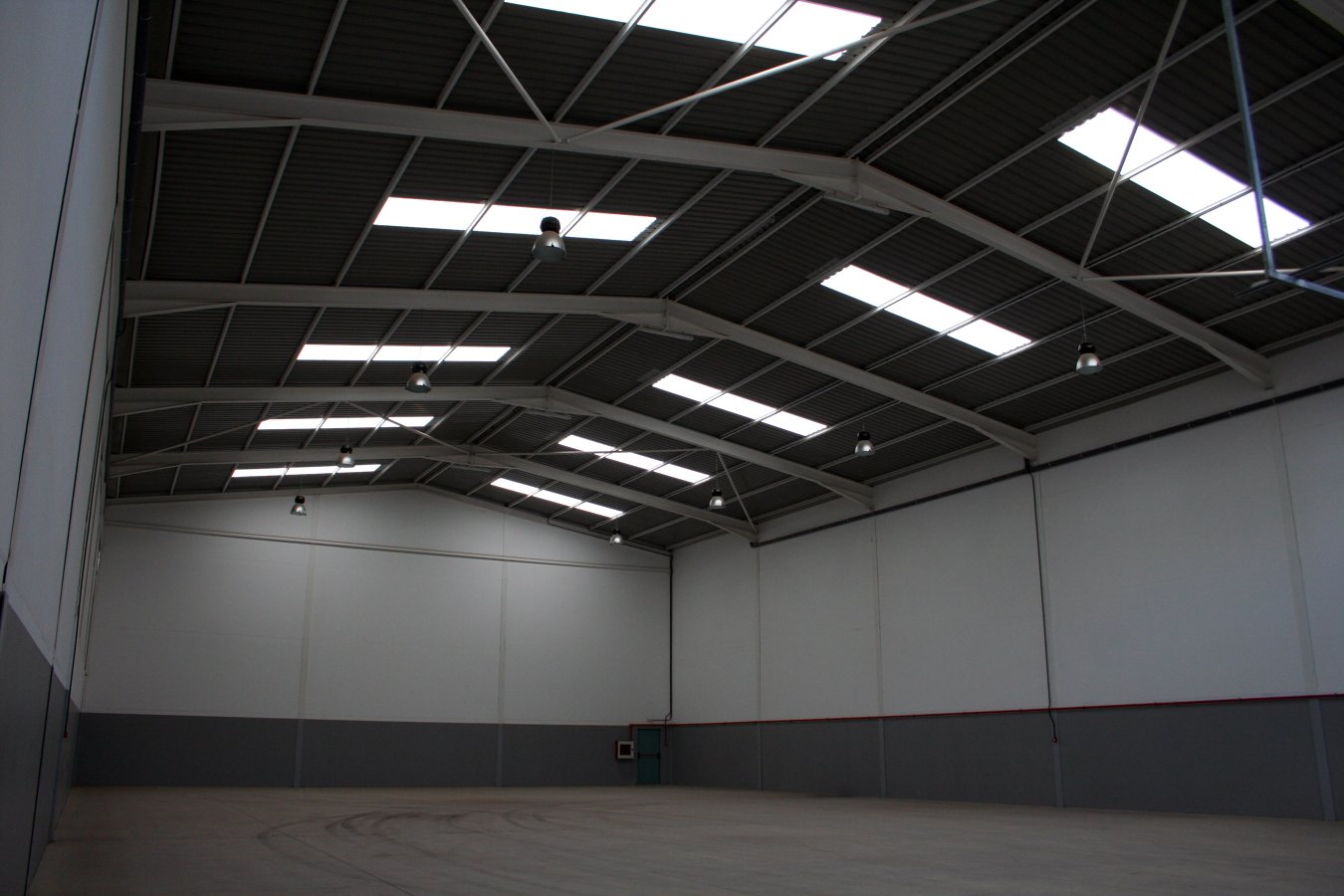 Complejo naves industriales