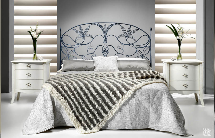 Cabecero de forja Peña Vargas