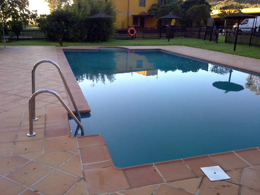 CON ESTRUCTURA METALICA