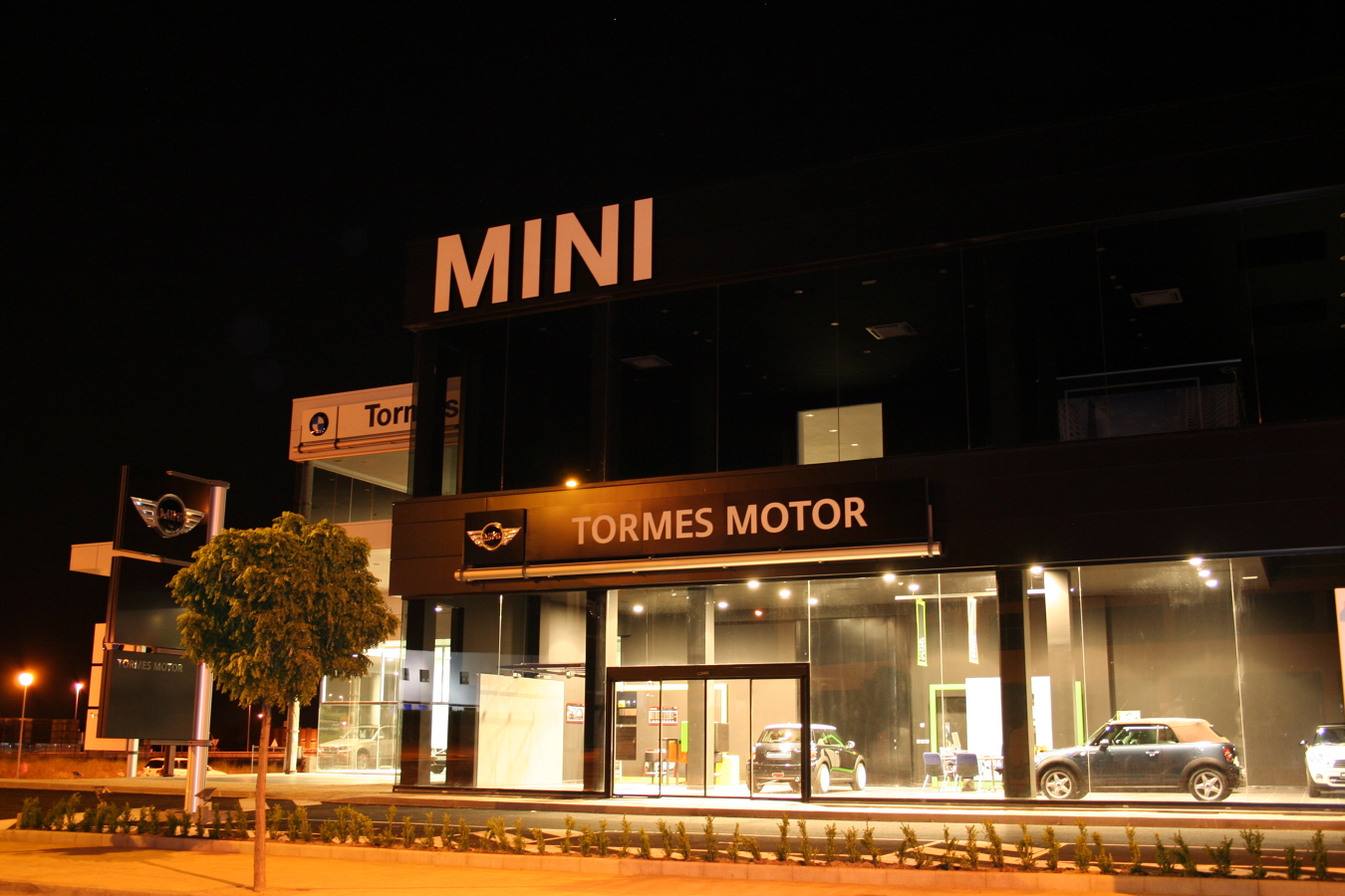 CONCESIONARIO BMW-MINI