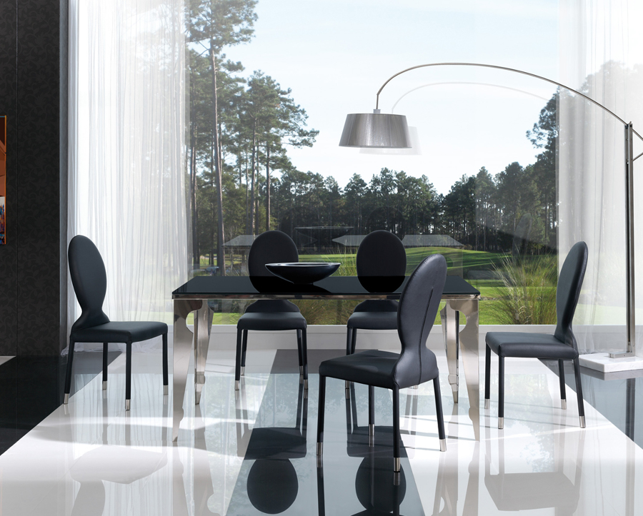 Conjunto Mesa y Sillas