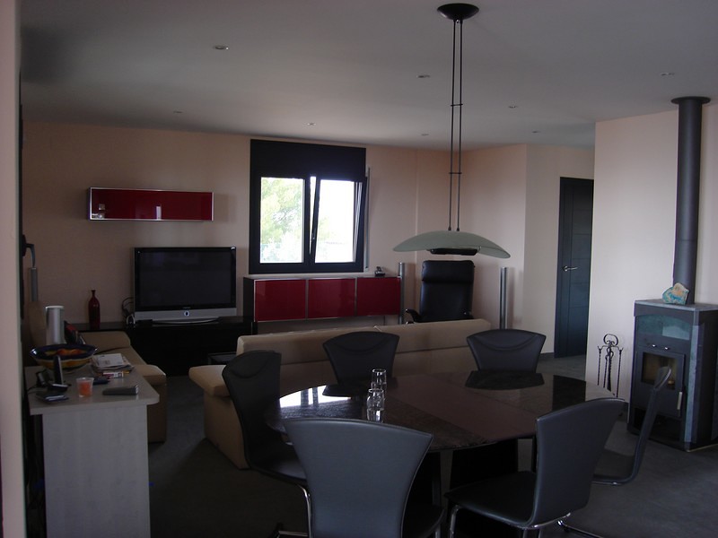 Construcción chalet estilo moderno