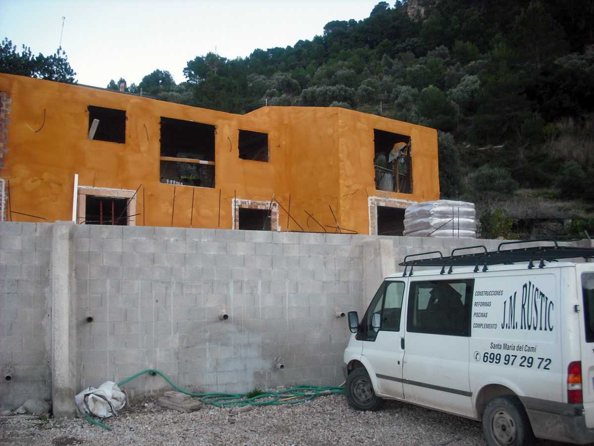 construccion de chalet de construcciones y piscinas jm rustic