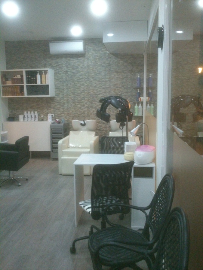 CONSTRUCCION DE PELUQUERIA