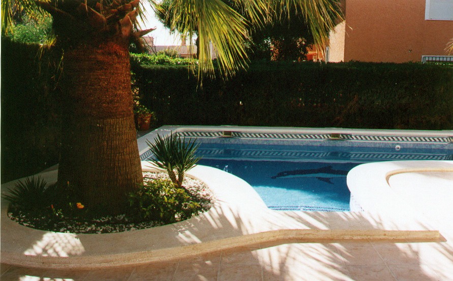 CONSTRUCCIÓN PISCINA
