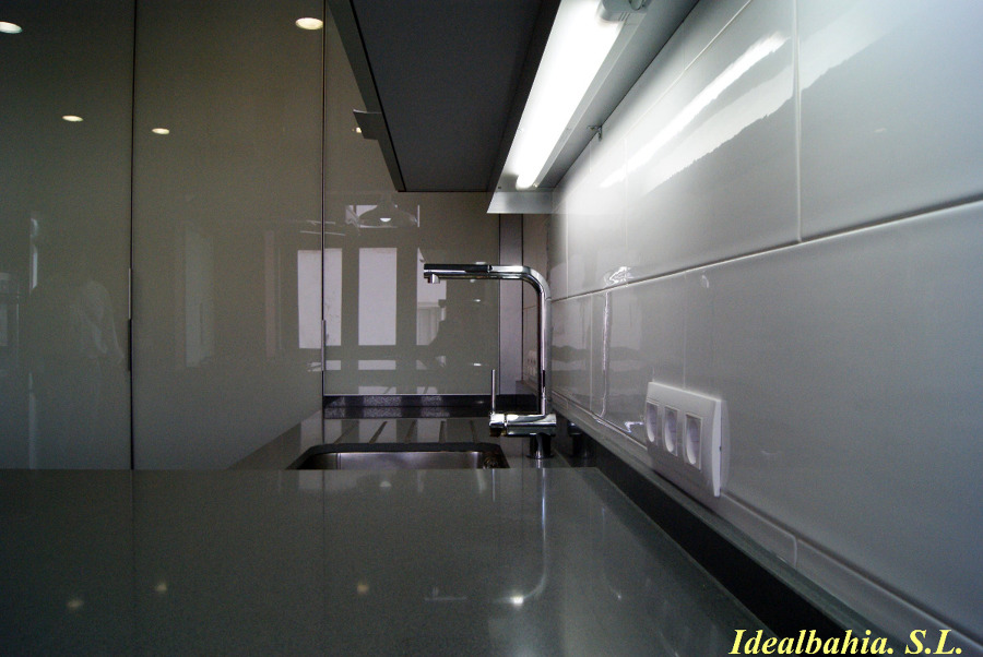 Construcciones Idealbahía. S.L.