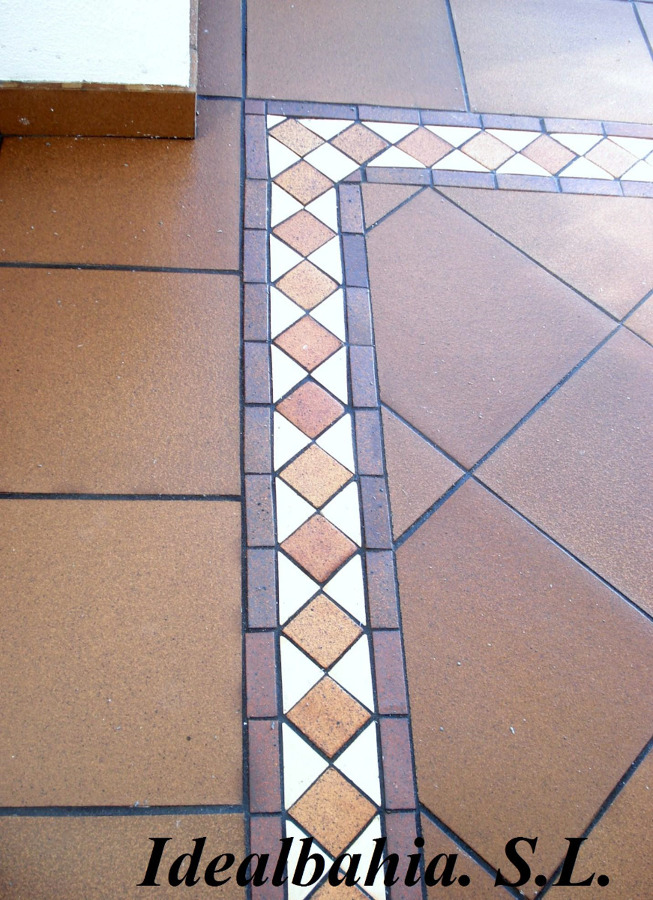 Construcciones Idealbahía. S.L.