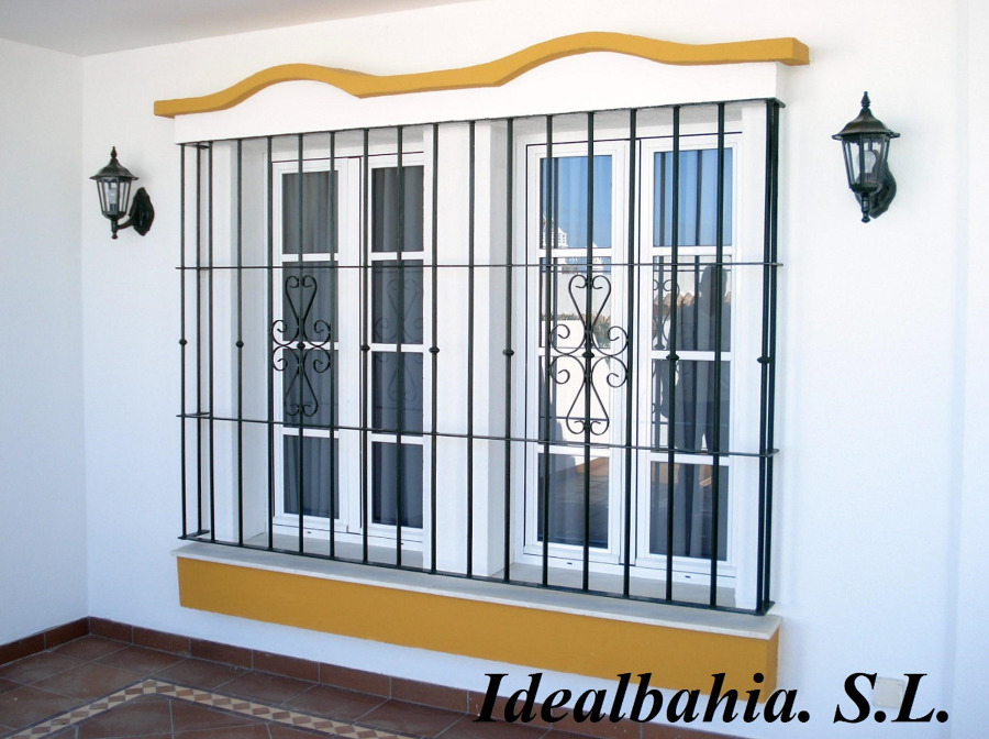 Construcciones Idealbahía. S.L.