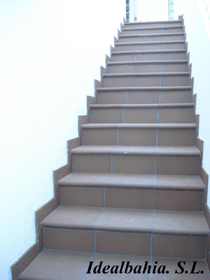 Construcciones Idealbahía. S.L.