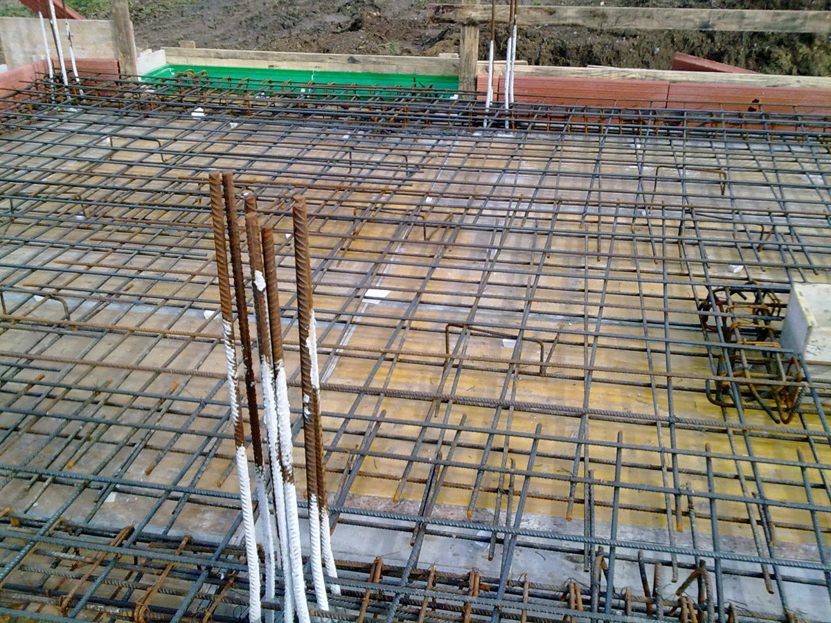 CONSTRUCION DE UNA VIVIENDA UNIFAMILIAR EN CARRAL