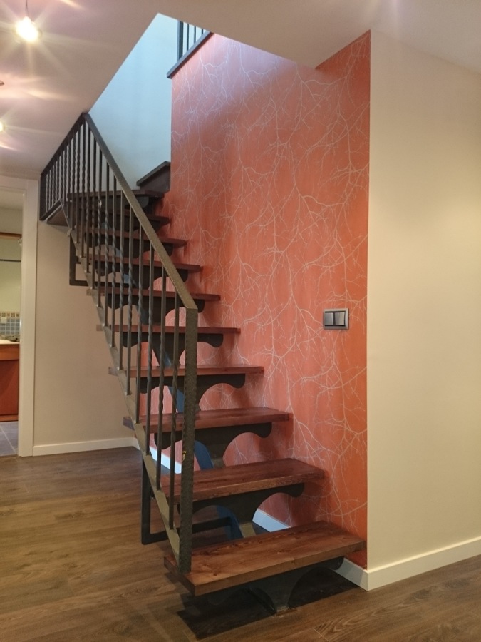 sala polivalente , lacados , acabado