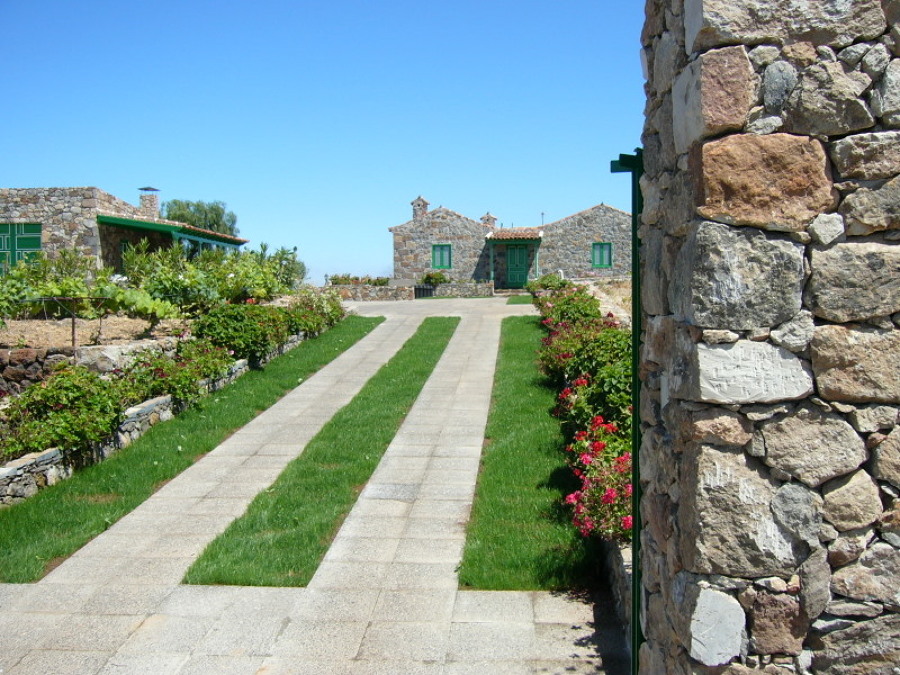 Construir Casas dusticas y reparación