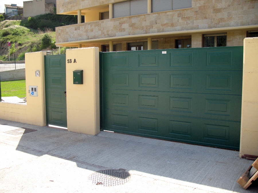 Corredera con cuarterones