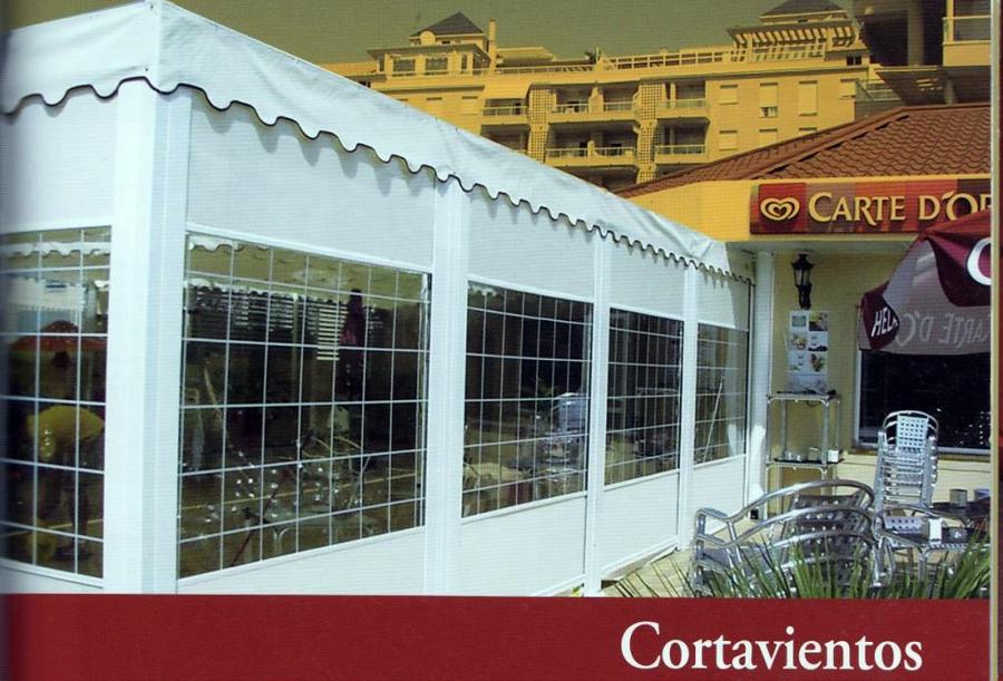 CORTAVIENTO VERTICAL