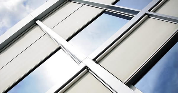 Cortina enrollable exterior