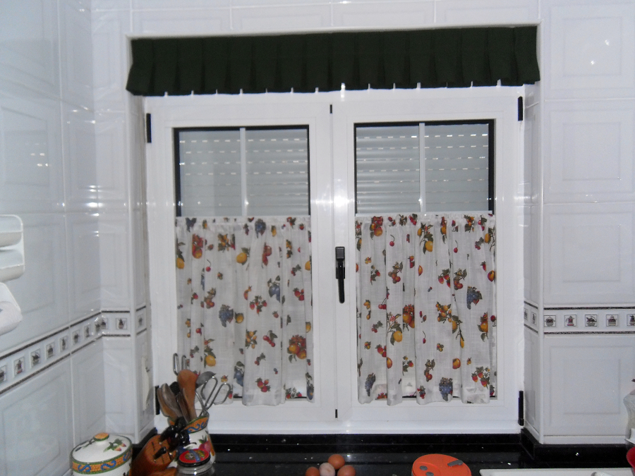 Amplio surtido en cocinas.