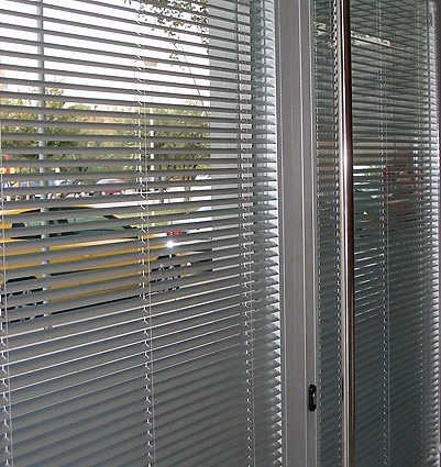 Cortinas Venecianas de Aluminio y Madera
