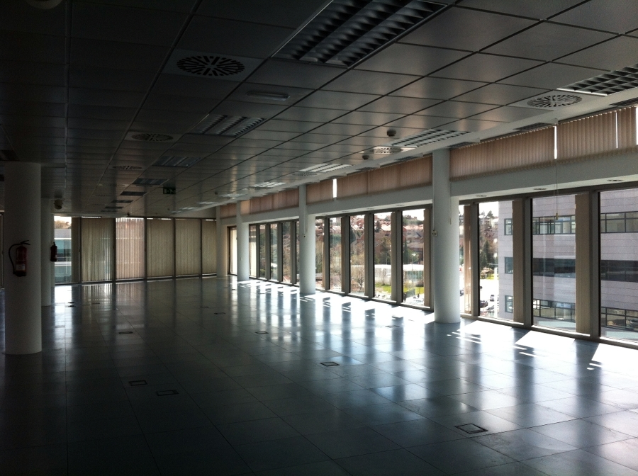 Cortinas verticales de Polyscreen 1%