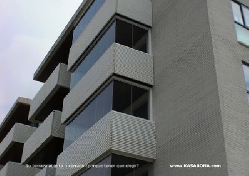 Cristales para terrazas en comunidades 