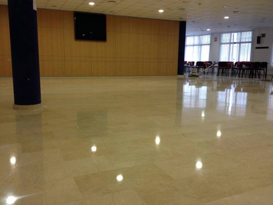 Cristalizado salon restaurante.