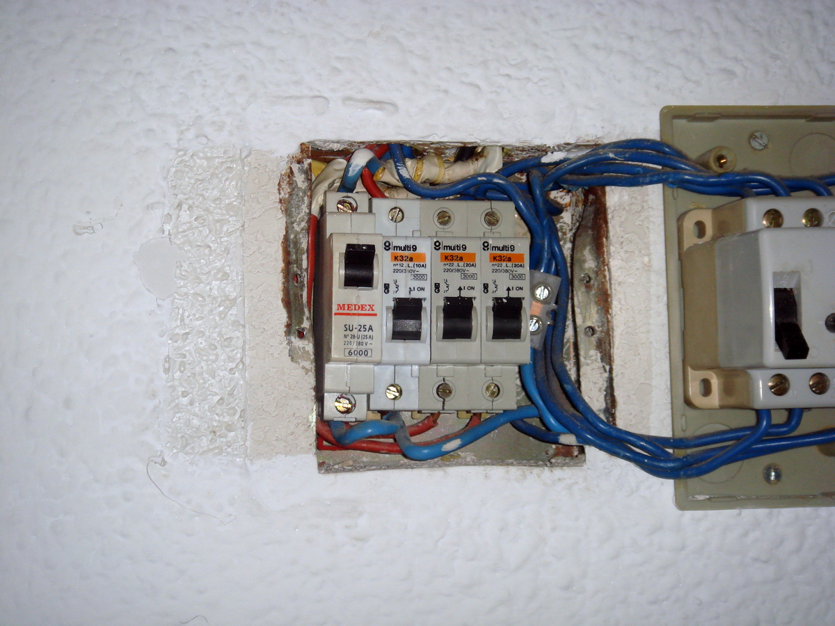 CUADRO DE LUZ(ANTES)