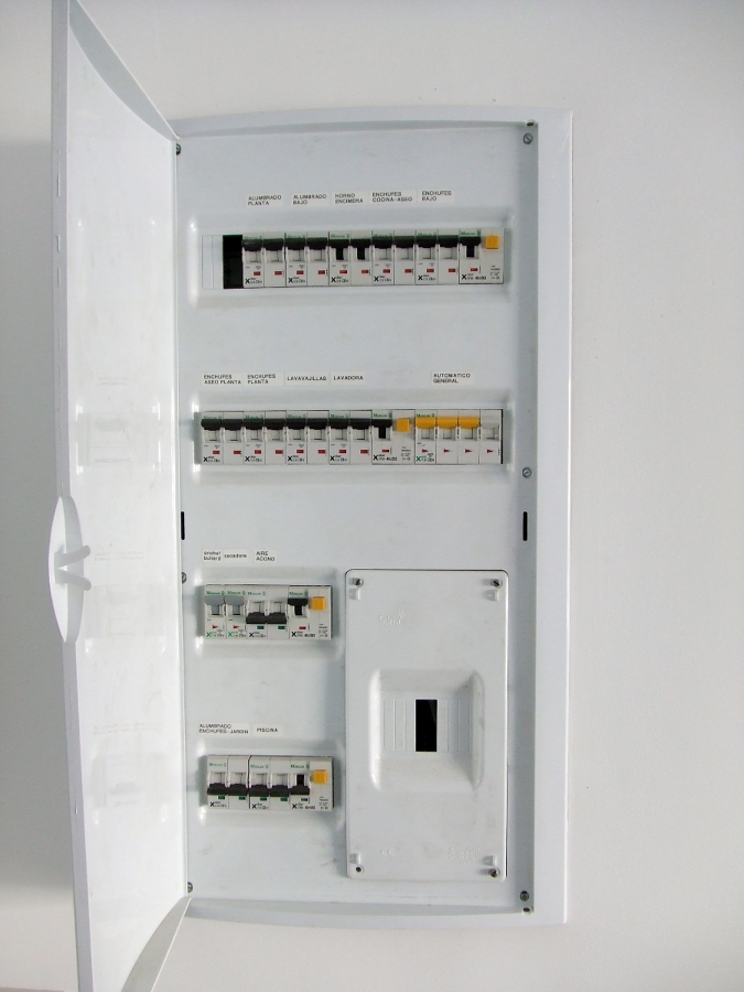 Cuadro electrico de Viviendas unifamiliares en Masias ( Moncada )