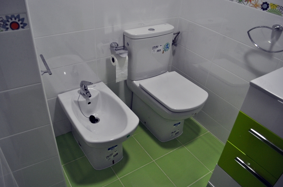 CUARTO DE BAÑO COMPLETO II